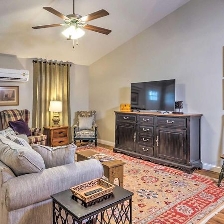 Pet-Friendly Brownsville Retreat With Porch! Sloans Crossing Exterior foto