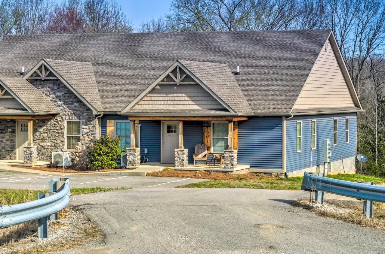 Pet-Friendly Brownsville Retreat With Porch! Sloans Crossing Exterior foto